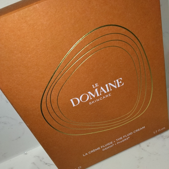Skincare Eye Cream - Orange and Gold
